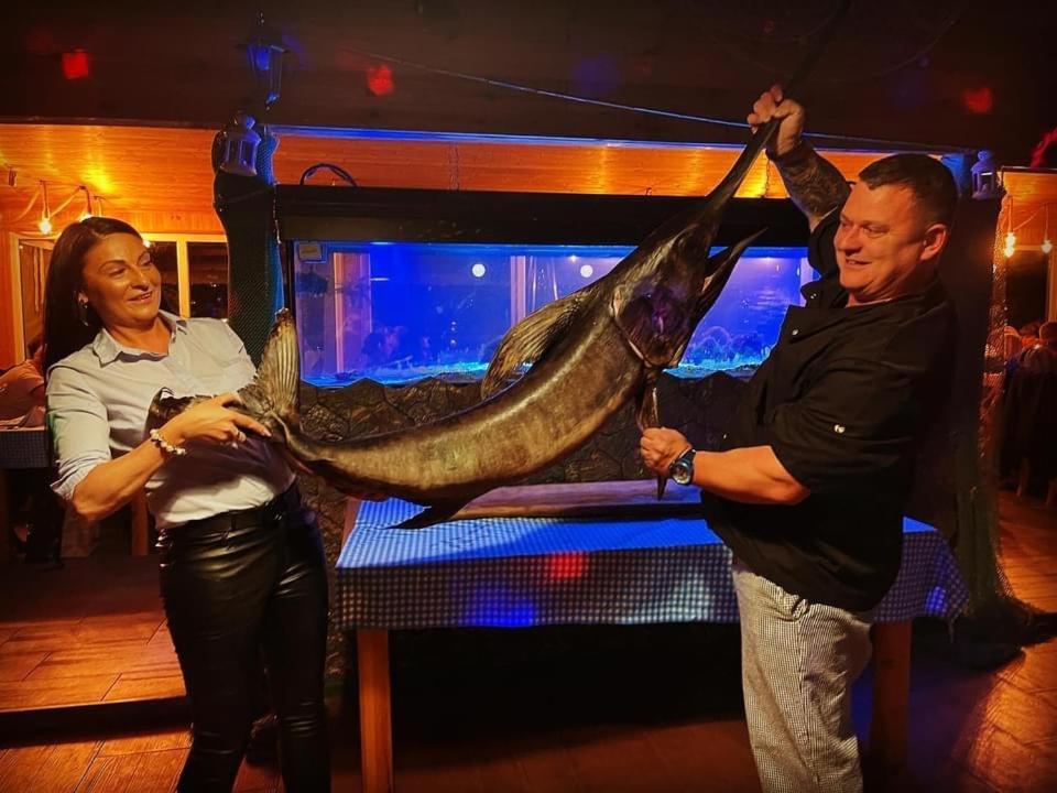 Restauracja i Noclegi Izba Rybacka w Krainie Wygasłych Wulkanów Podgorki Exterior foto